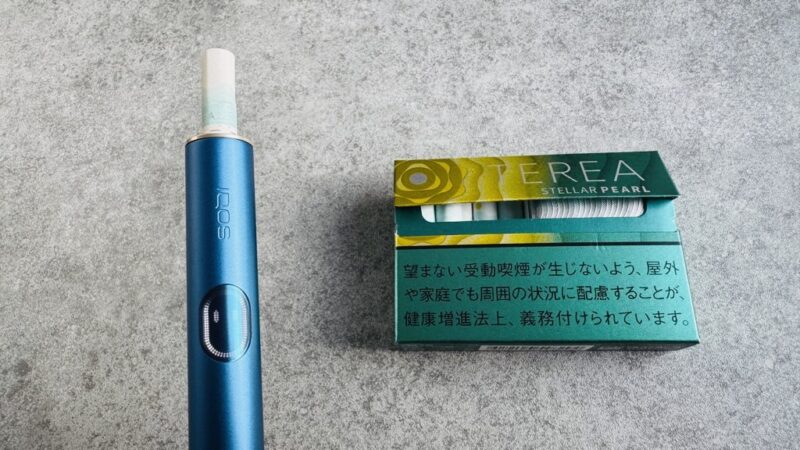 アイコスイルマiのホルダーとテリアステラーパールのパッケージ