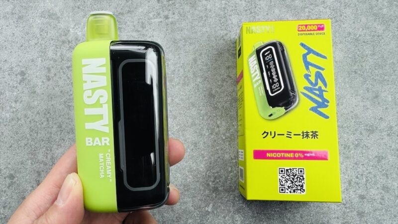 NASTY BAR 20000（ノンニコチン）クリーミー抹茶のデバイスとパッケージ