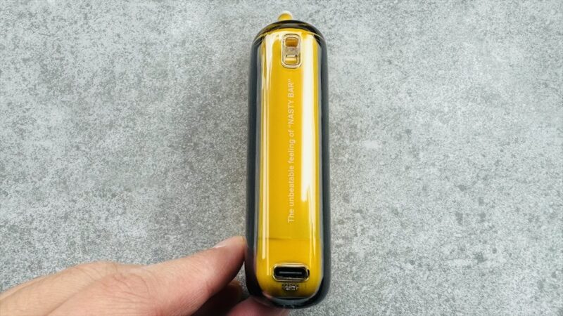 NASTY BAR 20000（ノンニコチン）のデバイス側面