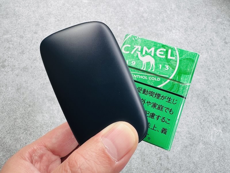 新型プルームキューブとたばこスティックのパッケージ